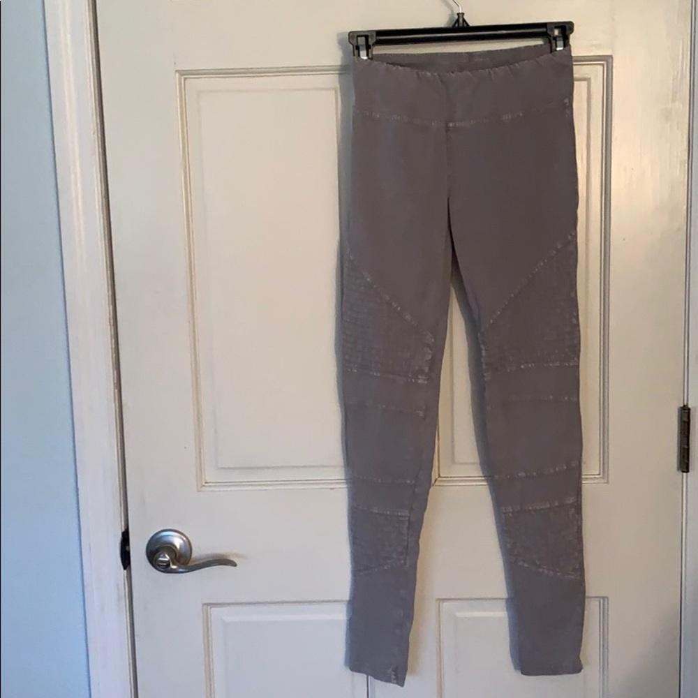 Distressed Light Grey Leggings- Altar’d State